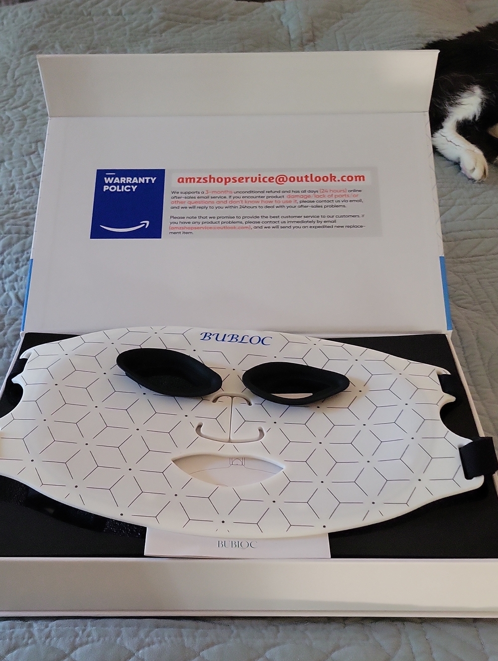 White LED Phototherapy Face Mask with Black Eye Shields